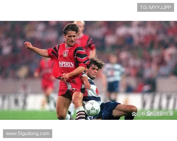 多特蒙德中场一断就崩问题显现，球队推进稳定性面临考验