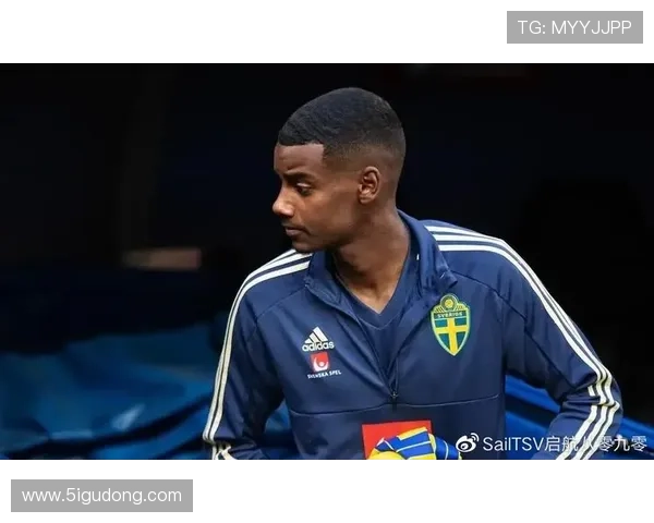 伊萨克 vs 伊布拉希莫维奇：终结方式与战术角色差异