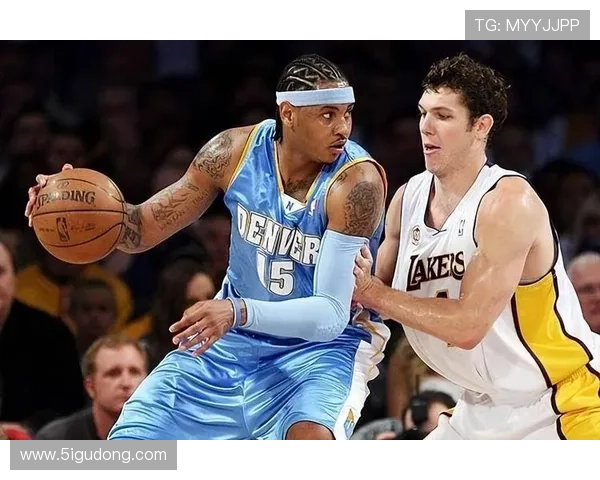 卡梅隆·安东尼利用挡拆拉开空间，提升关键时刻三分命中率